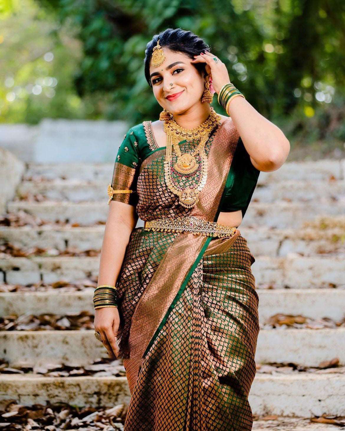 Arresting Dark Green Soft Silk Saree With Impressive Blouse Piece - Colorful Saree