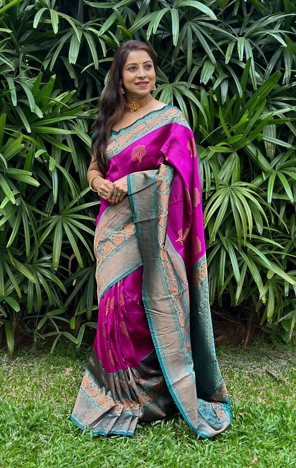 Amiable Purple Soft Banarasi Silk Saree With Moiety Blouse Piece - Colorful Saree