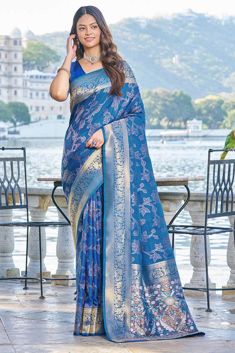 Beautiful Blue Kanjivaram Silk Saree With Entrancing Blouse Piece - Colorful Saree