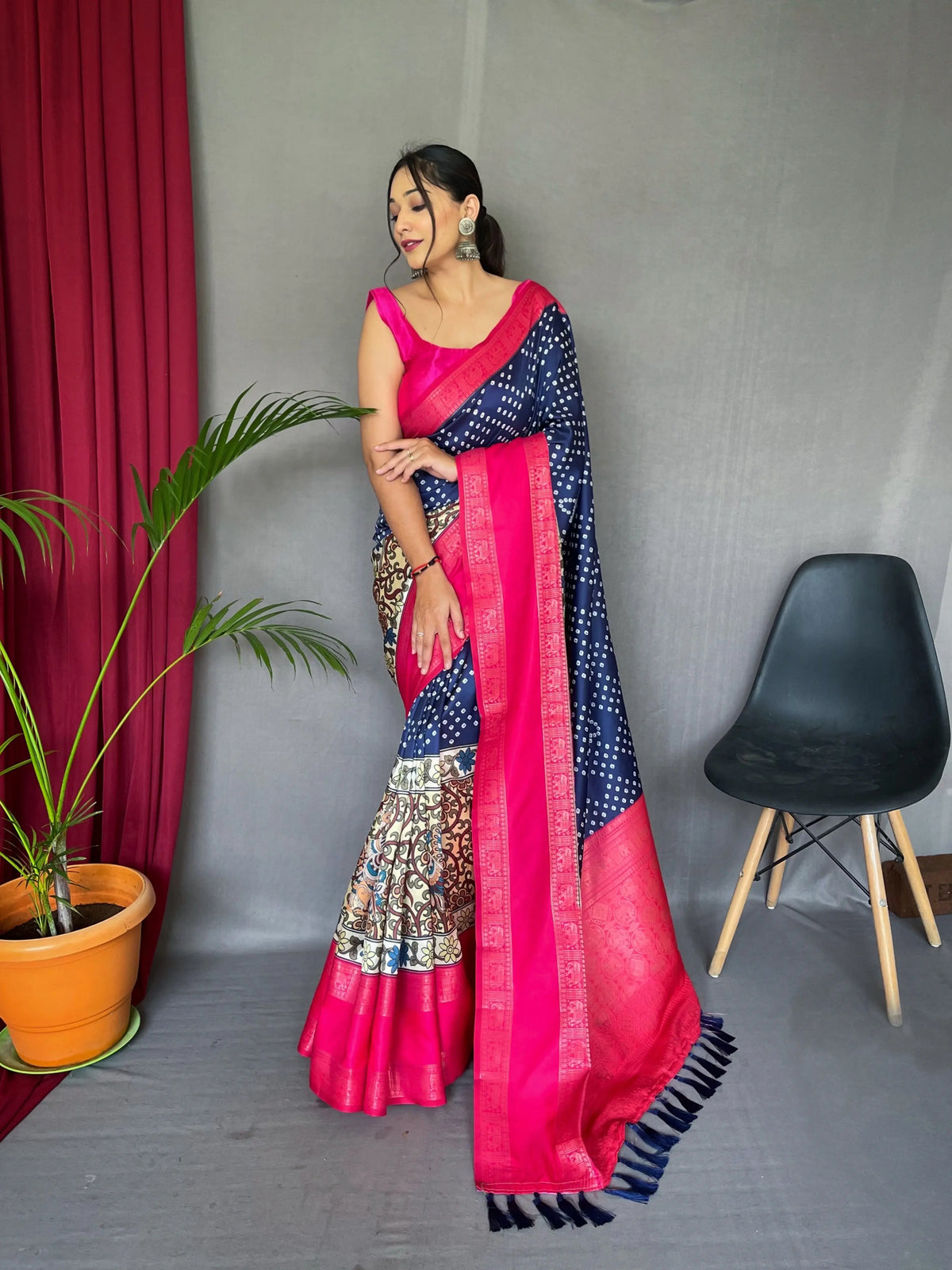 Nile Blue Saree in Bandhej with Kalamkari Print - Colorful Saree