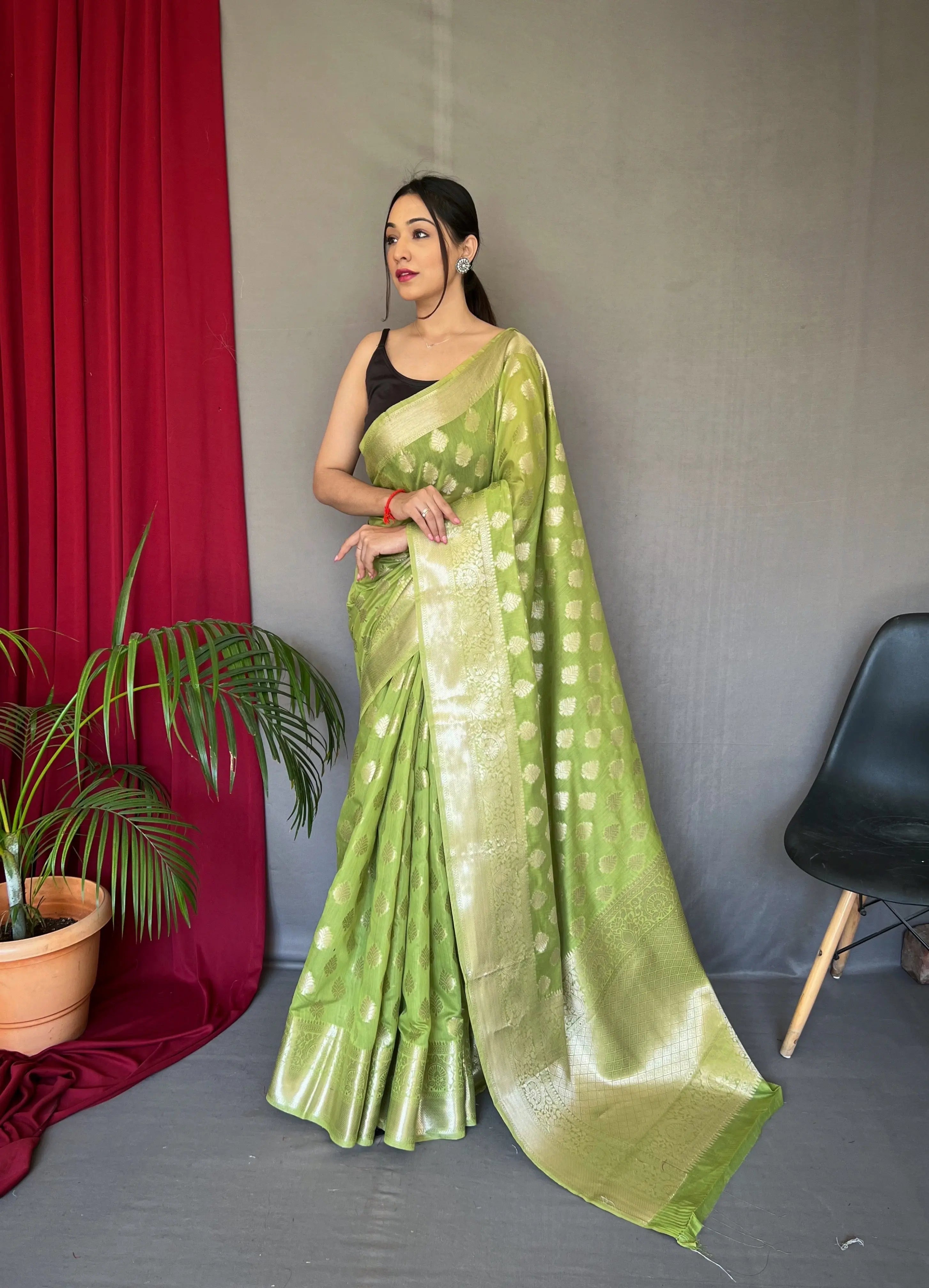 Parrot Green Man Mohini Cotton Muslin Woven Saree - Colorful Saree