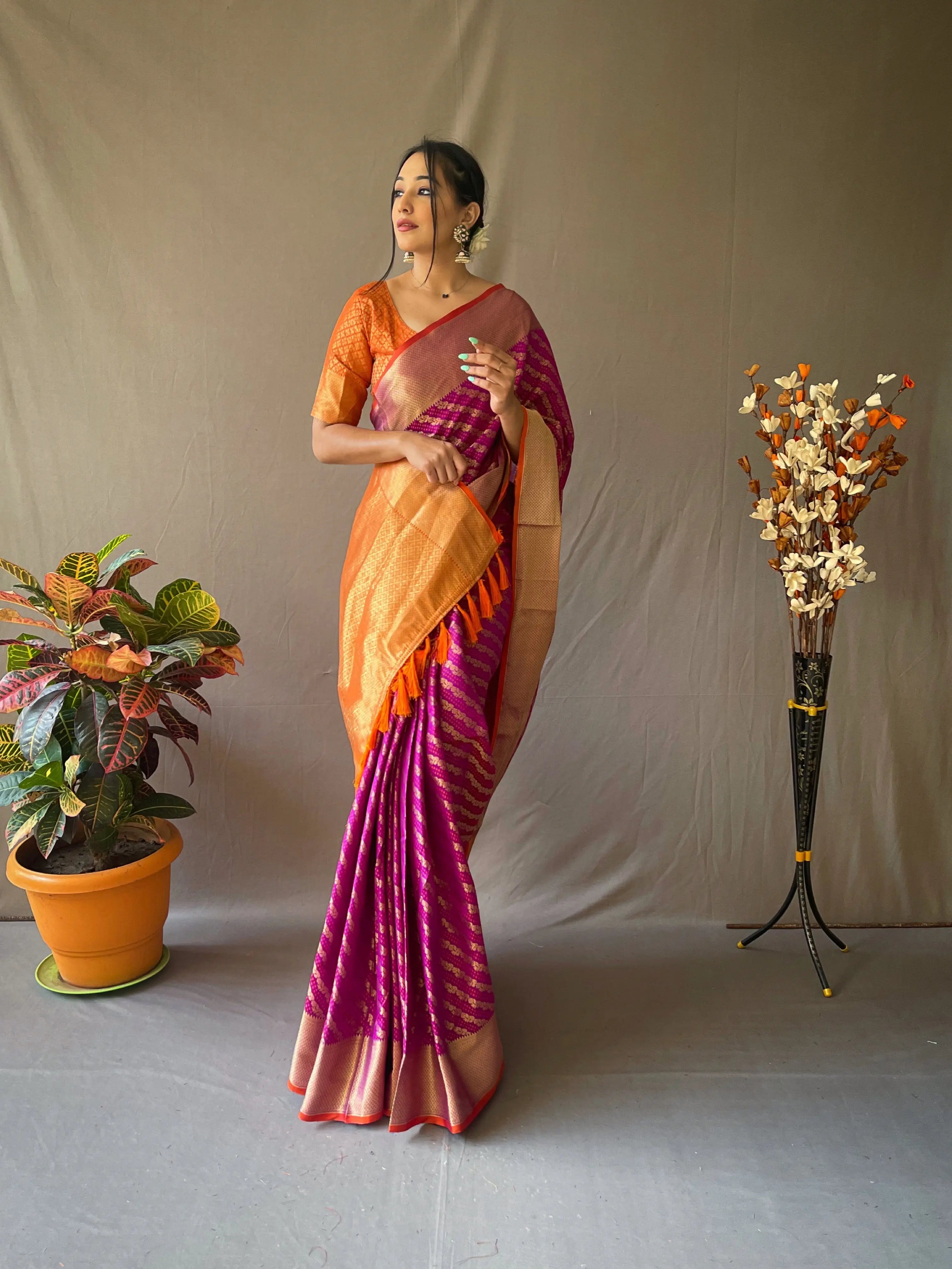 Patola Leheriya Woven Dark Fuchsia - Colorful Saree