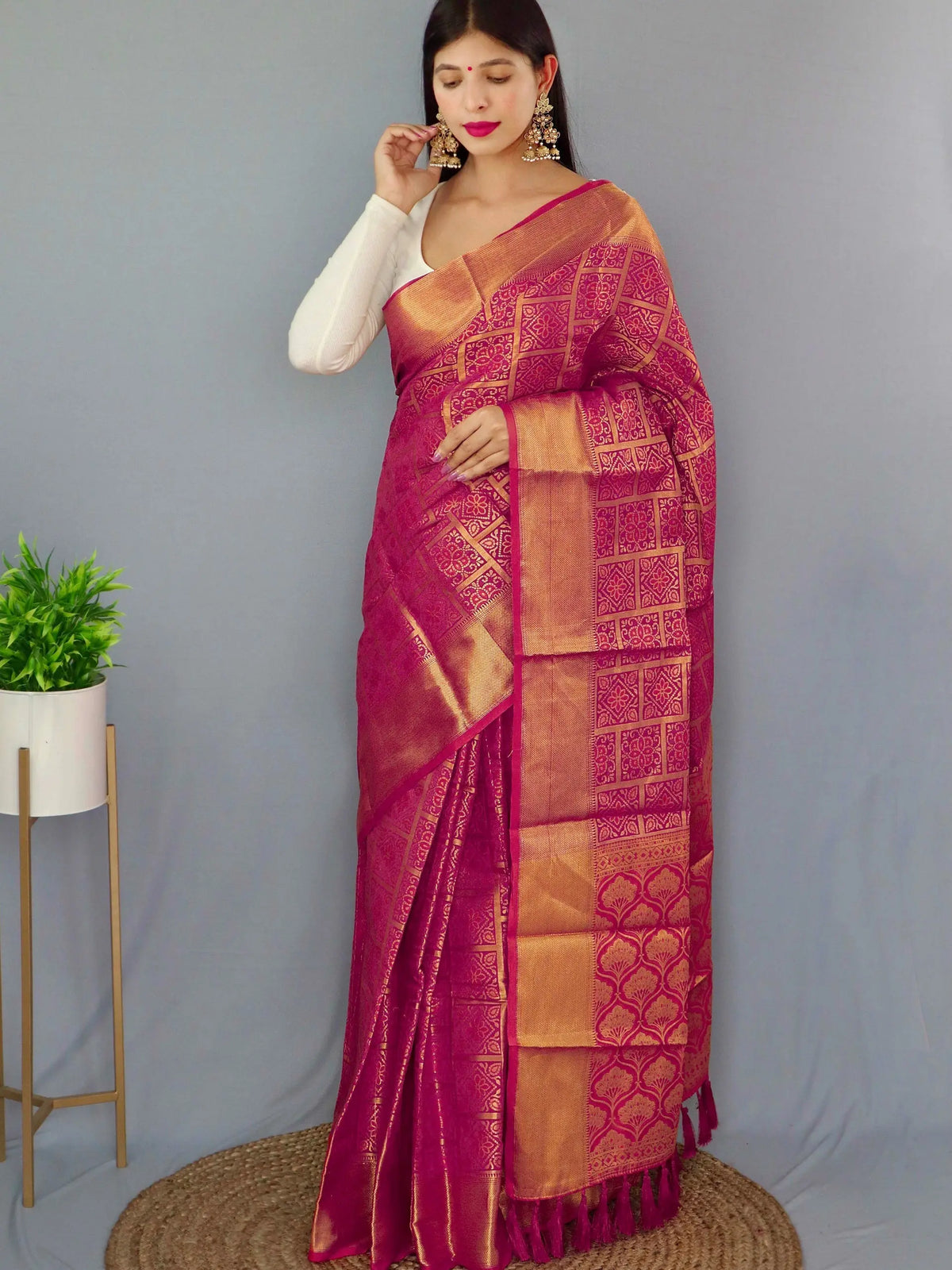 Patola Silk Pink with Orange - Colorful Saree