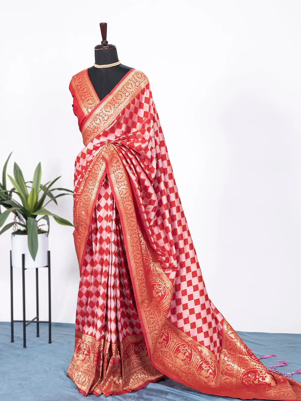 Red Color Weaving Zari Work Jacquard Silk Saree - Colorful Saree