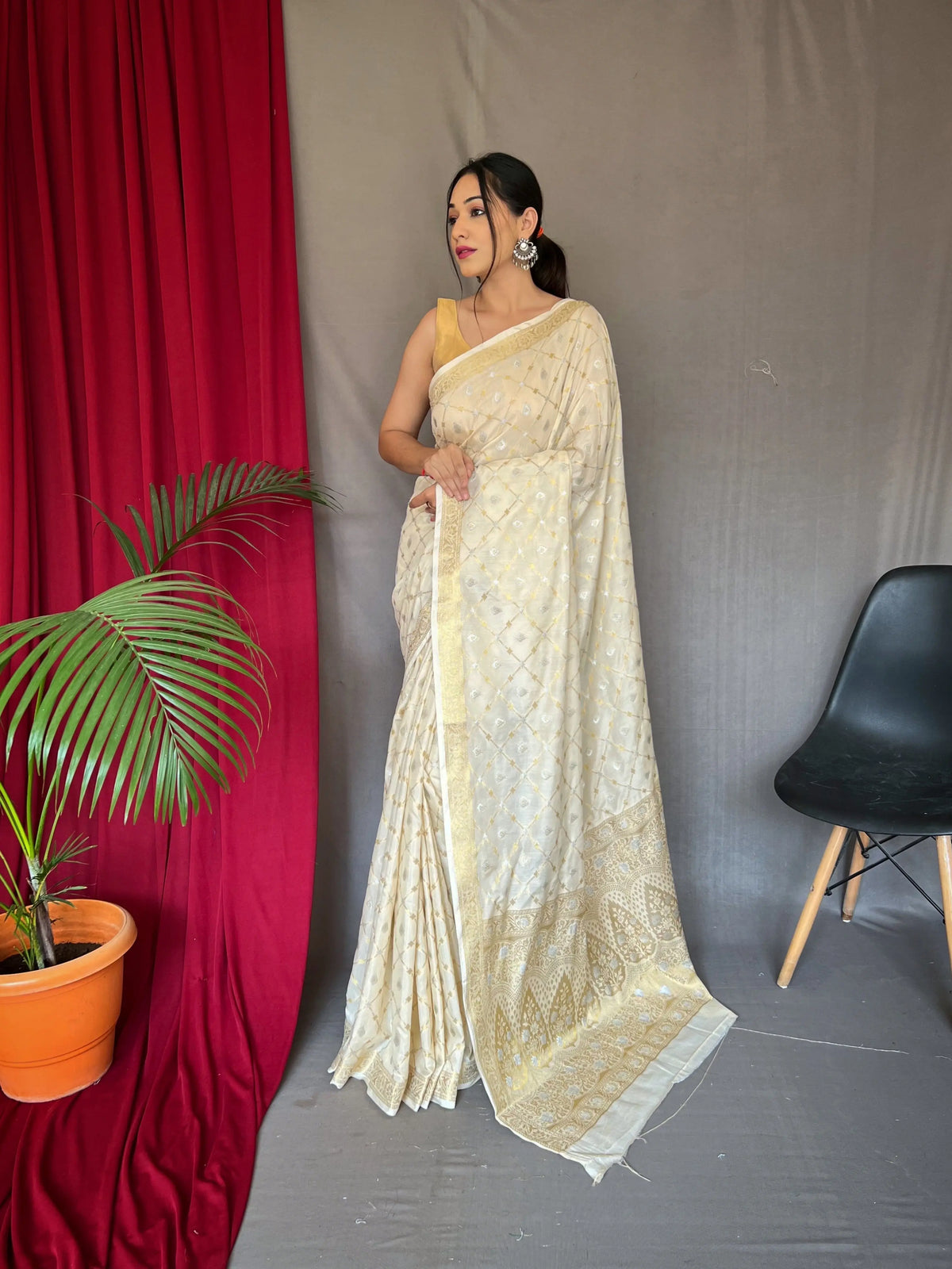 Shangrila Cotton Rose Gold Woven Saree Ivory - Colorful Saree