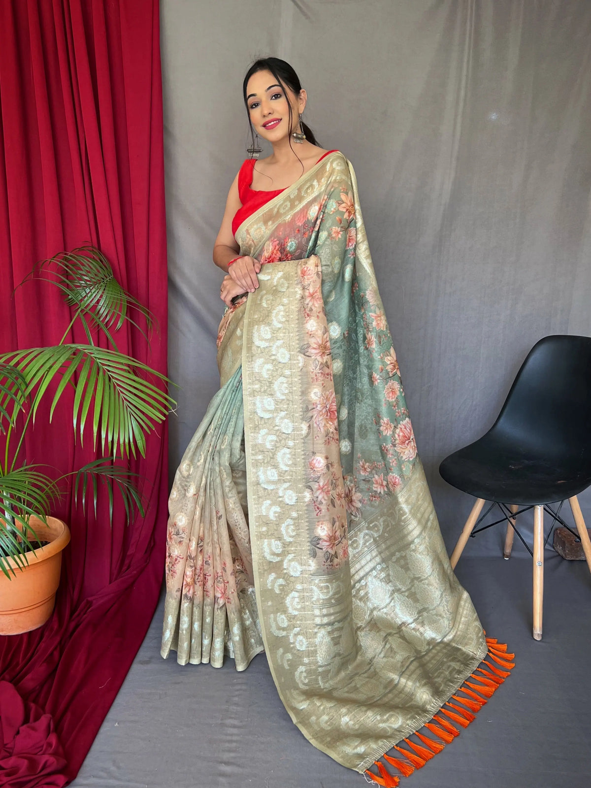 Spanish Green Peach Saree in Banarasi Silk With Dual Tone Floral Print - Colorful Saree