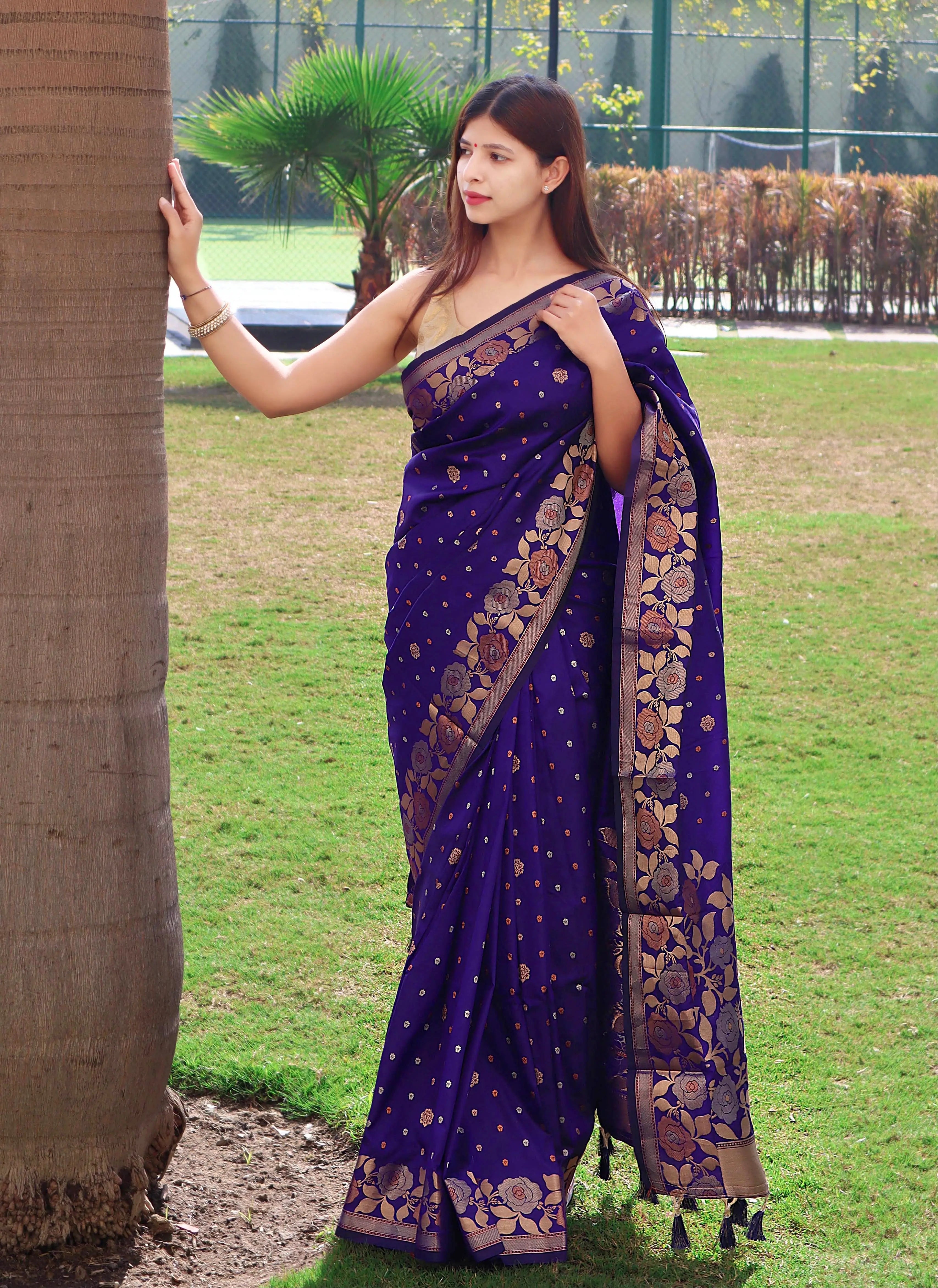 Suhani Silk Saree with Floral Border and Pallu Violet - Colorful Saree