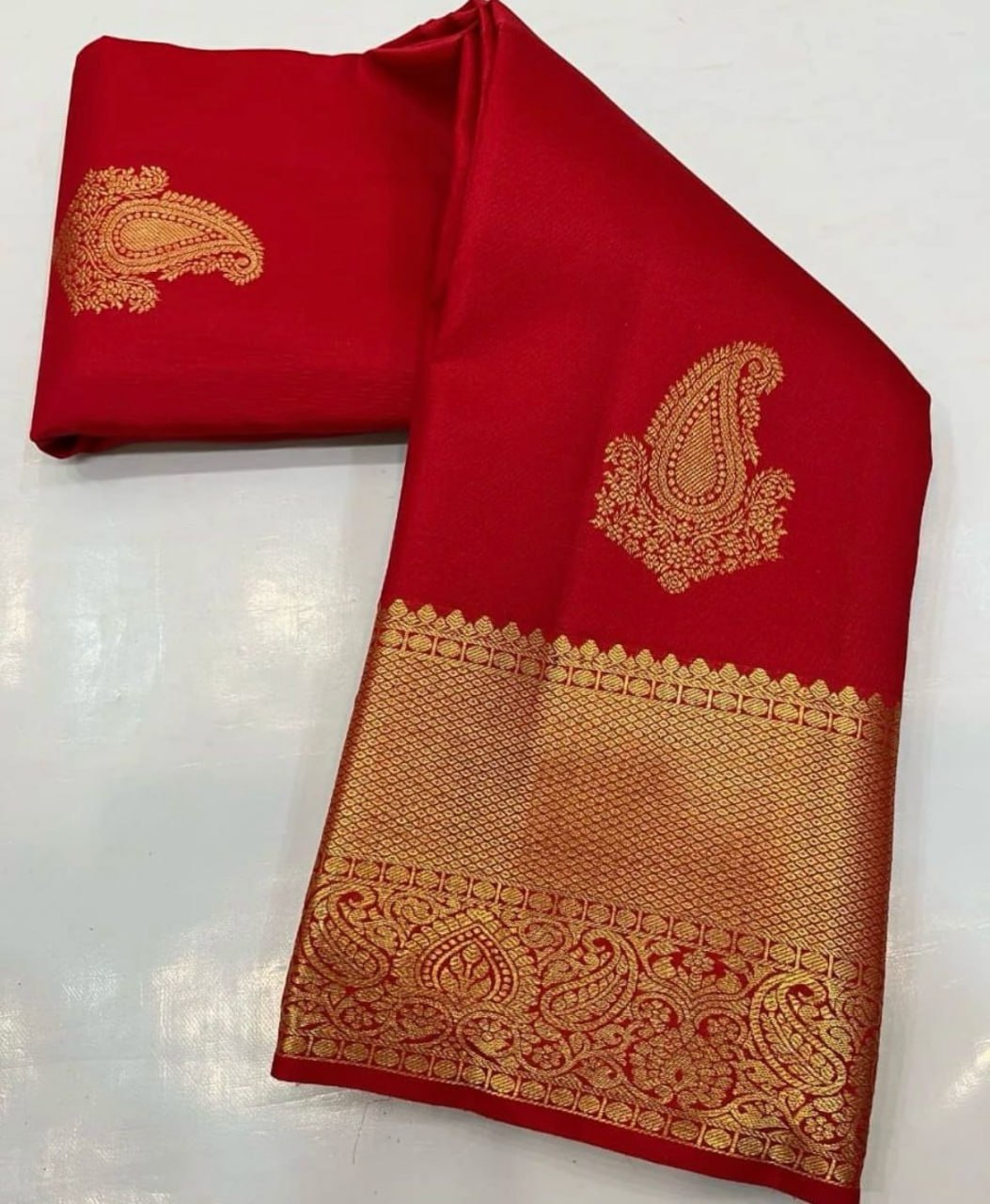 Banarasi Soft Silk Saree with Exquisite Gold Zari Weaving Colorful Saree