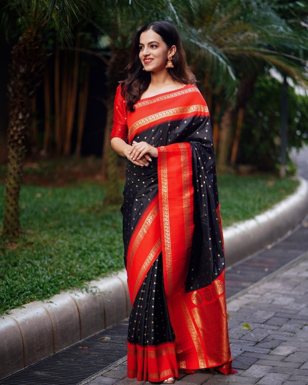 Banarasi Soft Silk Saree with Intricate Gold Zari Weaving Colorful Saree