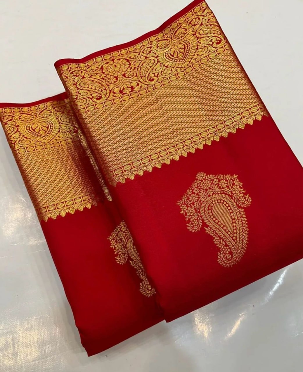 Banarasi Soft Silk Saree with Exquisite Gold Zari Weaving Colorful Saree