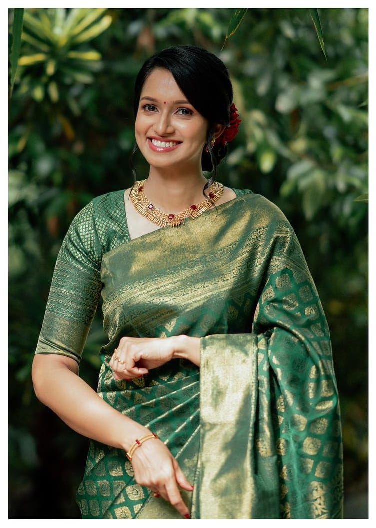 Banarasi Soft Silk Saree - Exquisite Elegance Colorful Saree