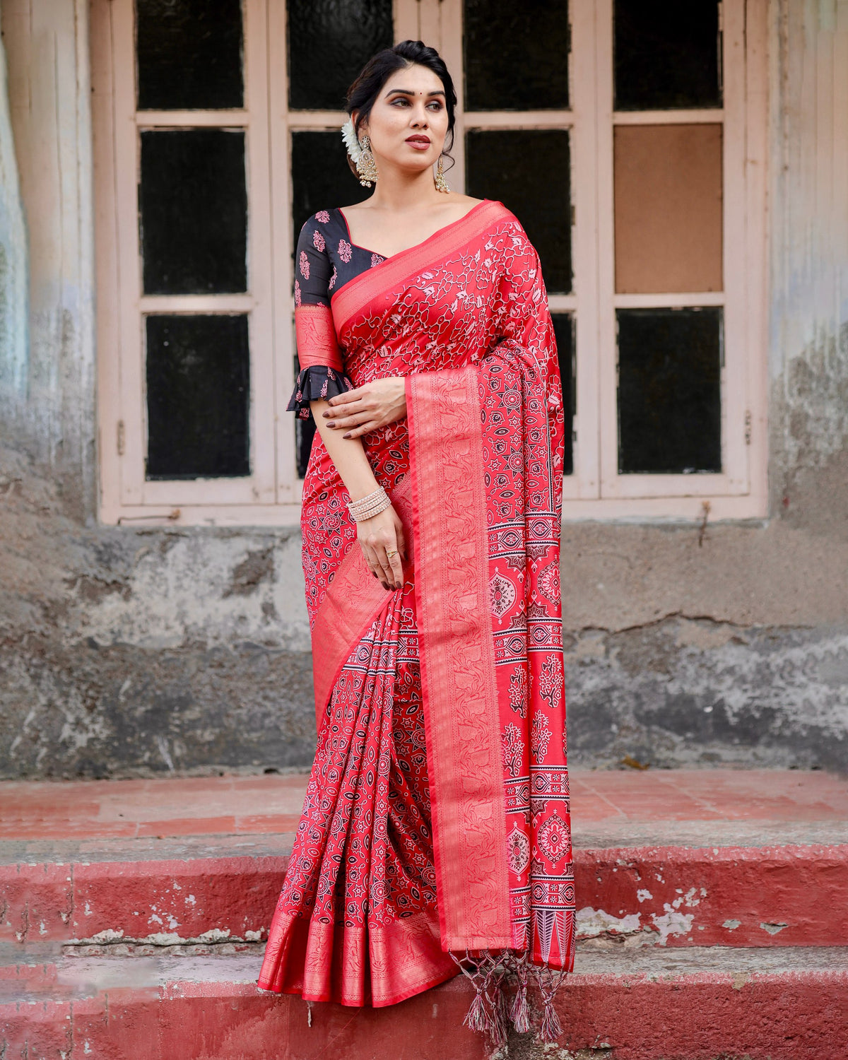 Digital Printed Pure Silk Saree with Rich Pallu and Brocade Blouse Colorful Saree