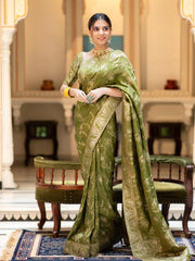 Luxurious 5.5 Meter Banarasi Soft Silk Green Saree with Gold Zari Weaving Colorful Saree