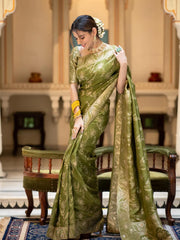 Luxurious 5.5 Meter Banarasi Soft Silk Green Saree with Gold Zari Weaving Colorful Saree