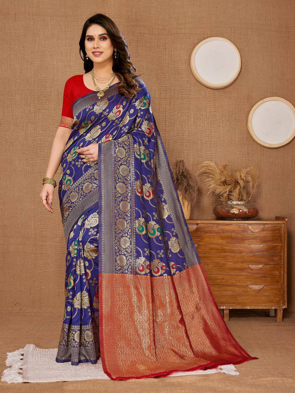 Luxurious Banarasi Silk Navy Blue Saree Fabric with Matching Kanjiram Blouse Piece Colorful Saree