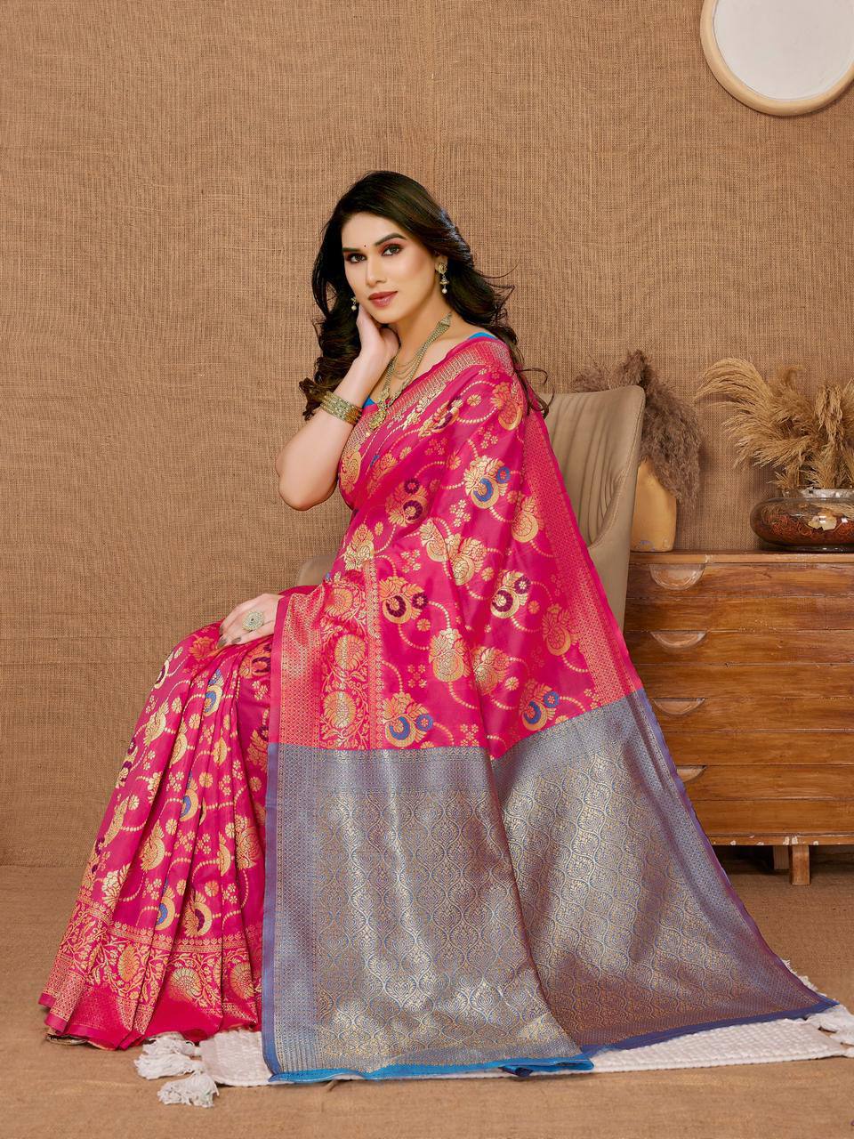 Luxurious Banarasi Silk Pink Saree Fabric with Matching Kanjiram Blouse Piece Colorful Saree