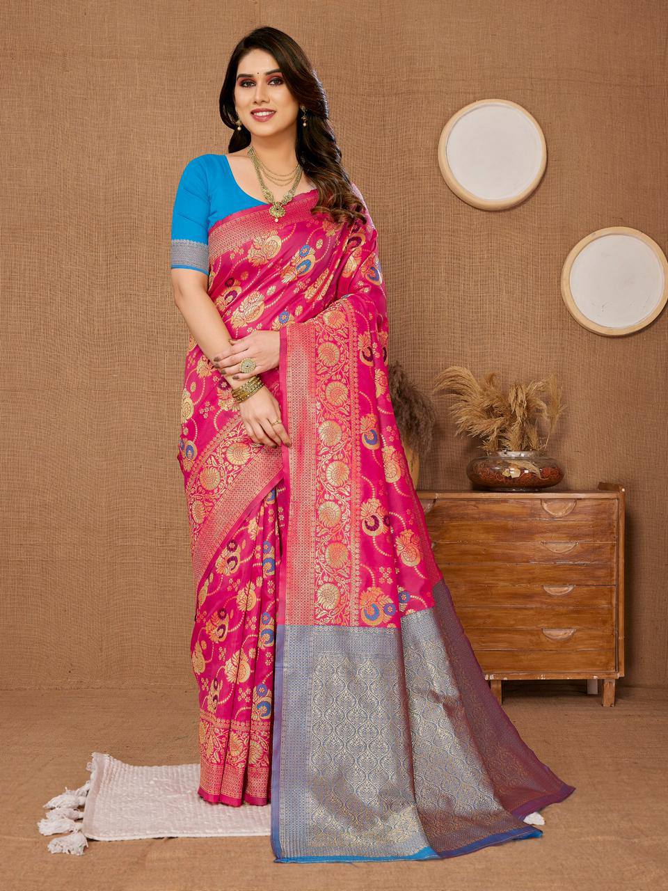 Luxurious Banarasi Silk Pink Saree Fabric with Matching Kanjiram Blouse Piece Colorful Saree