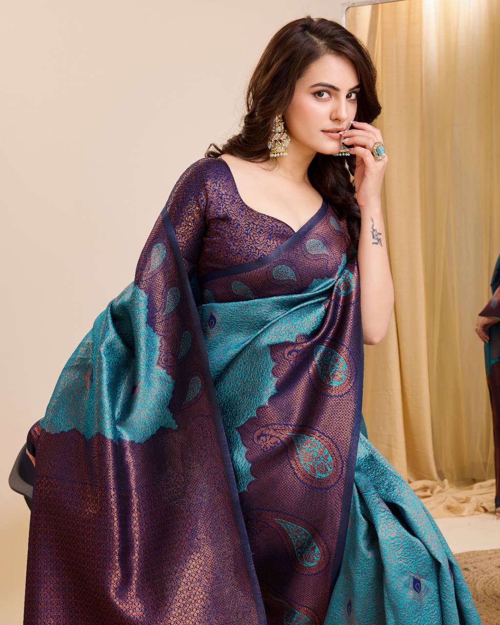 Luxury Kanjeevaram Silk Sky Blue Saree with Contrasting Zari Work Colorful Saree