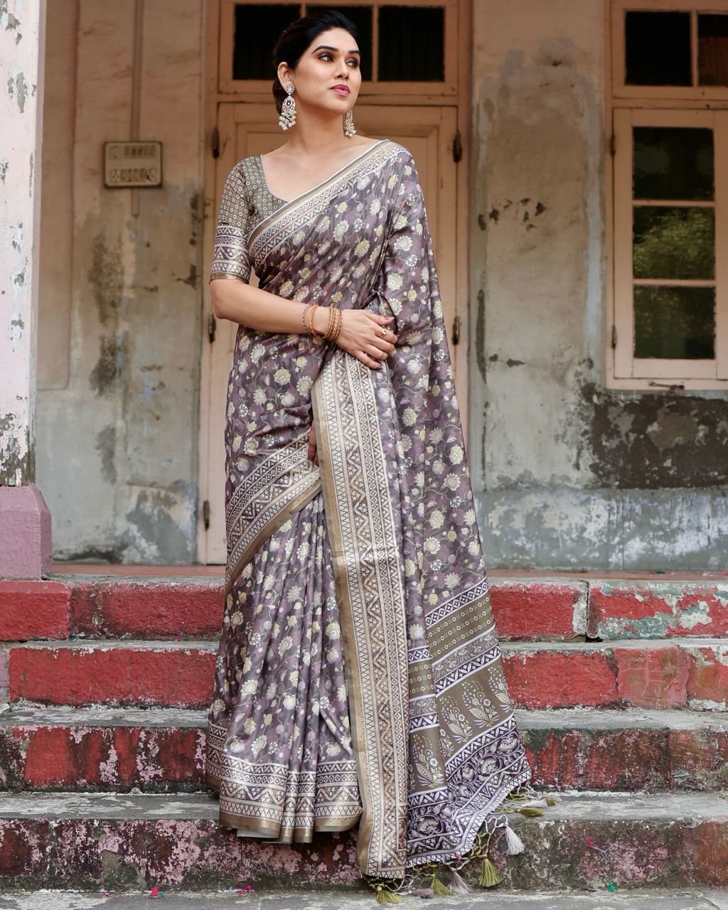 Pure Silk Digital Printed Grey Saree with Brocade Blouse Colorful Saree