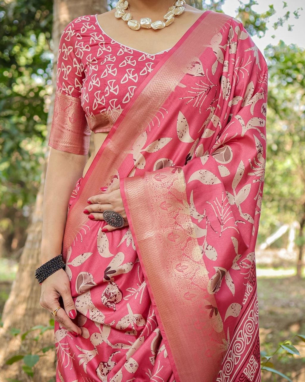 Pure Silk Digital Printed Pink Saree with Brocade Blouse Colorful Saree