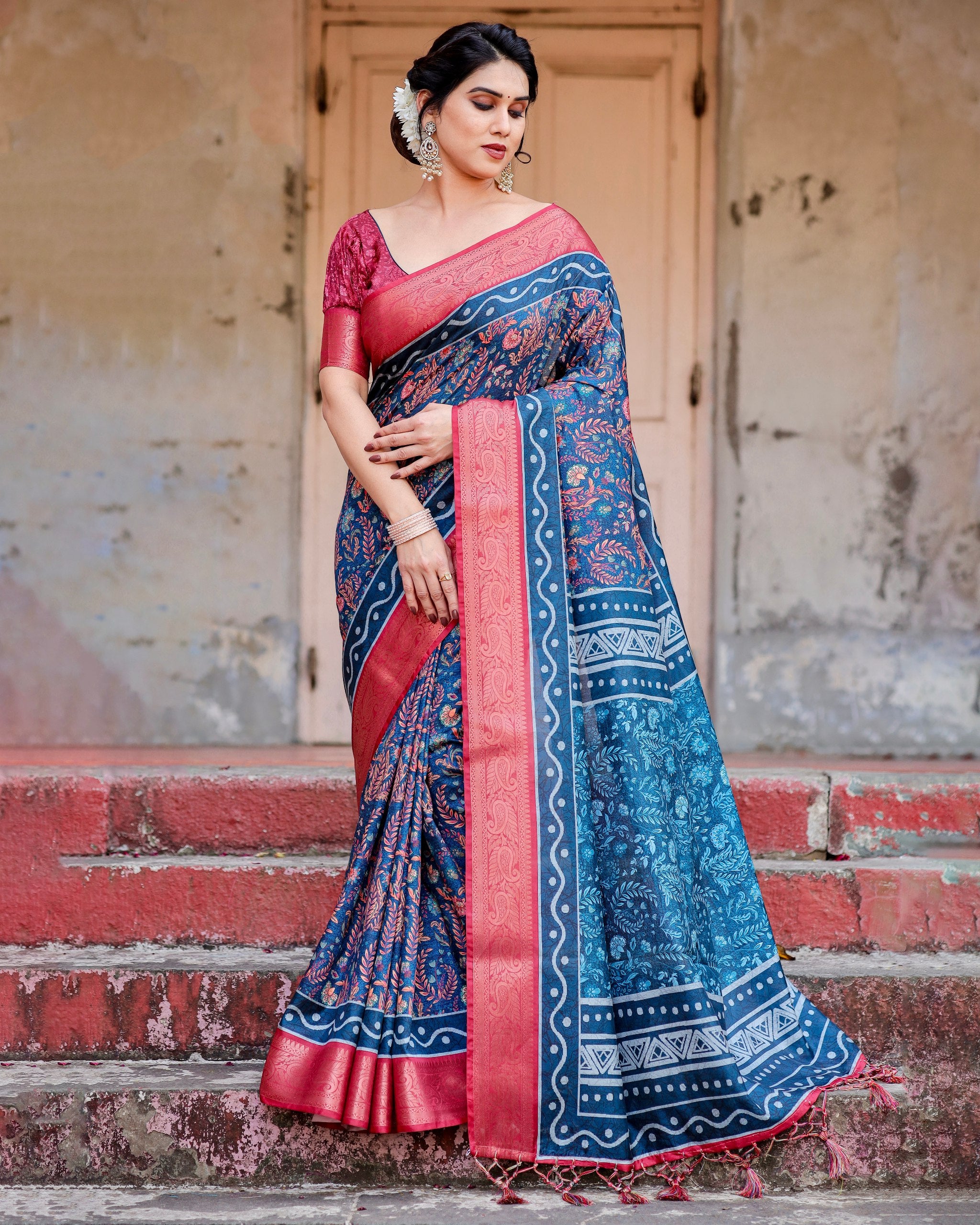 Pure Silk Saree with Rich Pallu, Brocade Blouse Colorful Saree