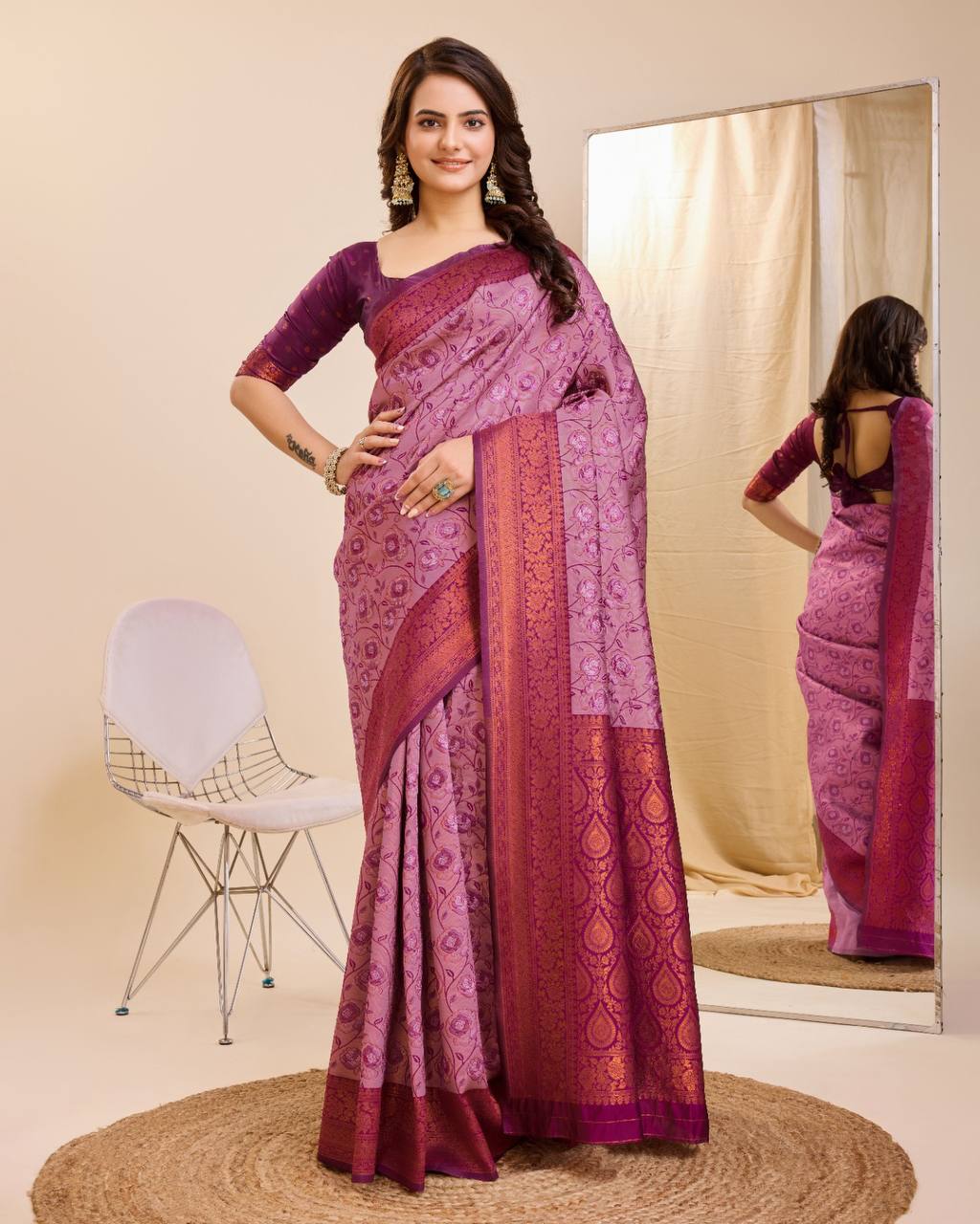 Soft Kanjivaram Silk Pink Saree with Rapier Jacquard Work & Contrast Zari Blouse Colorful Saree