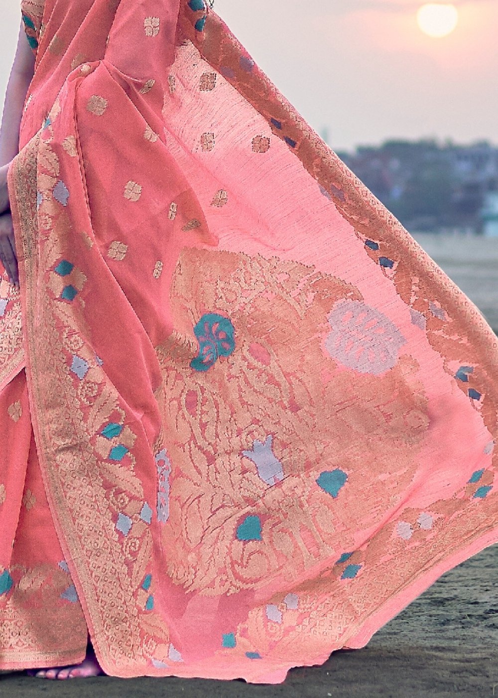 Punch Pink Woven Linen Silk Saree with Floral Motif on Pallu and Border - Colorful Saree