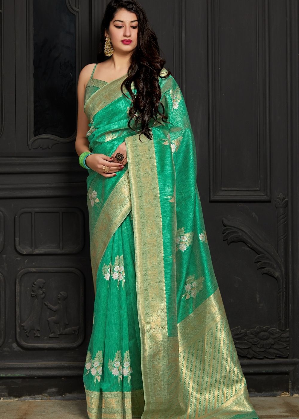 Jungle Green Banarasi Silk Floral Woven Saree with Golden Border and Pallu - Colorful Saree