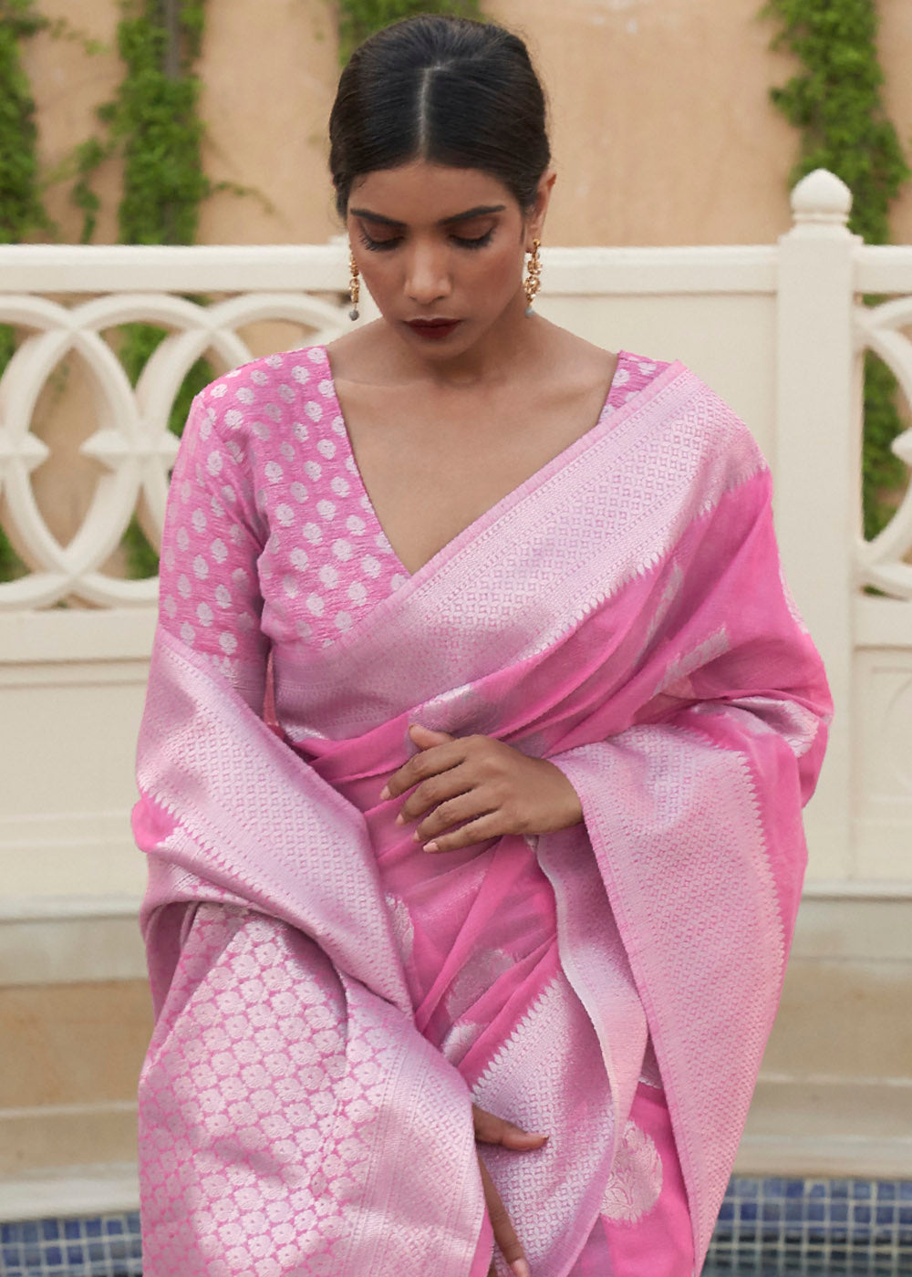 Ultra Pink Woven Linen Silk Saree - Colorful Saree