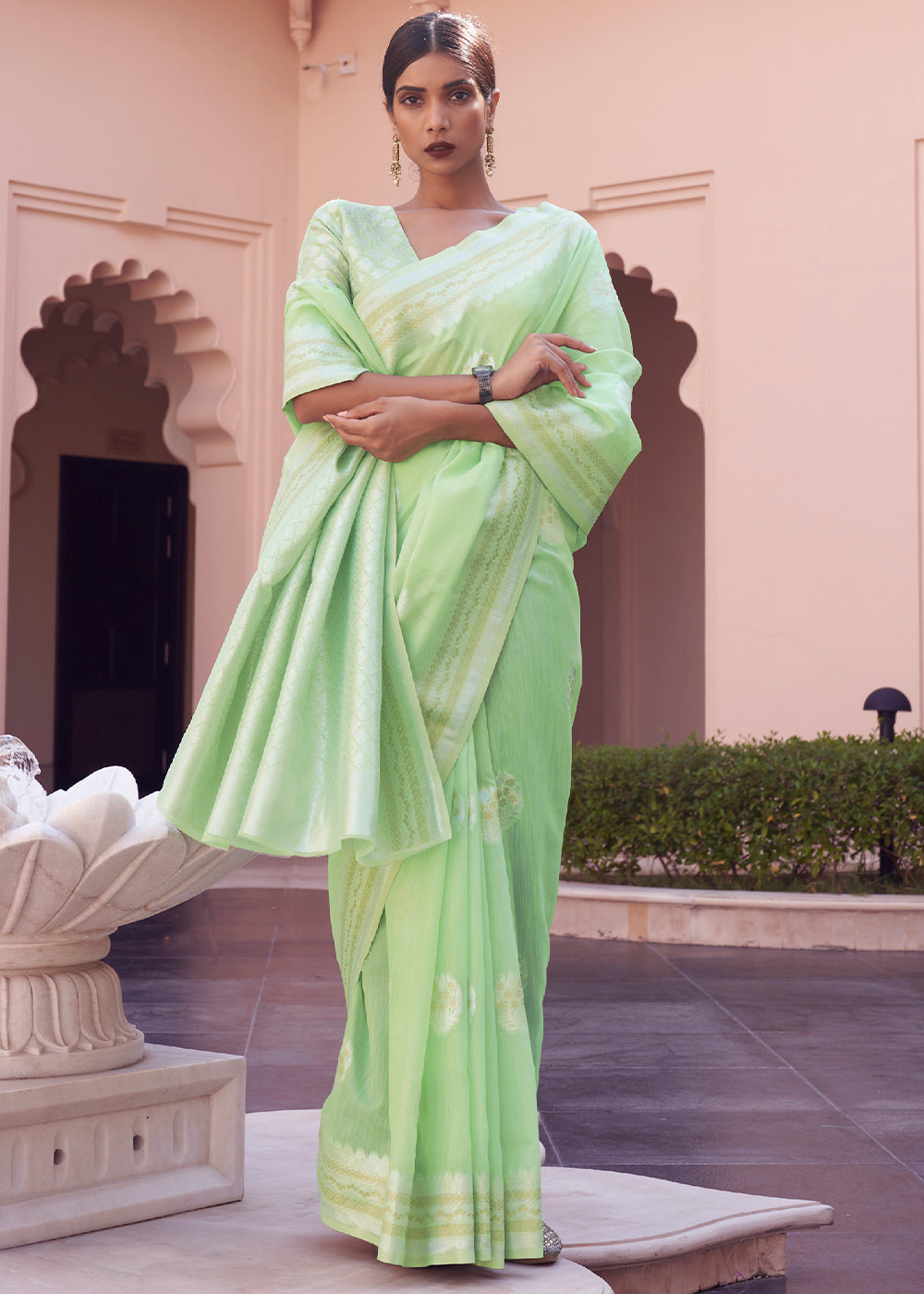 Chinoise Green Woven Linen Silk Saree - Colorful Saree