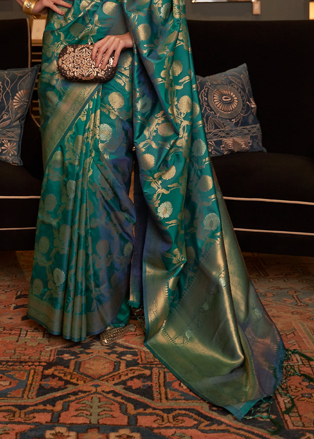 Pine Green Woven Banarasi Silk Saree with Tassels on Pallu - Colorful Saree