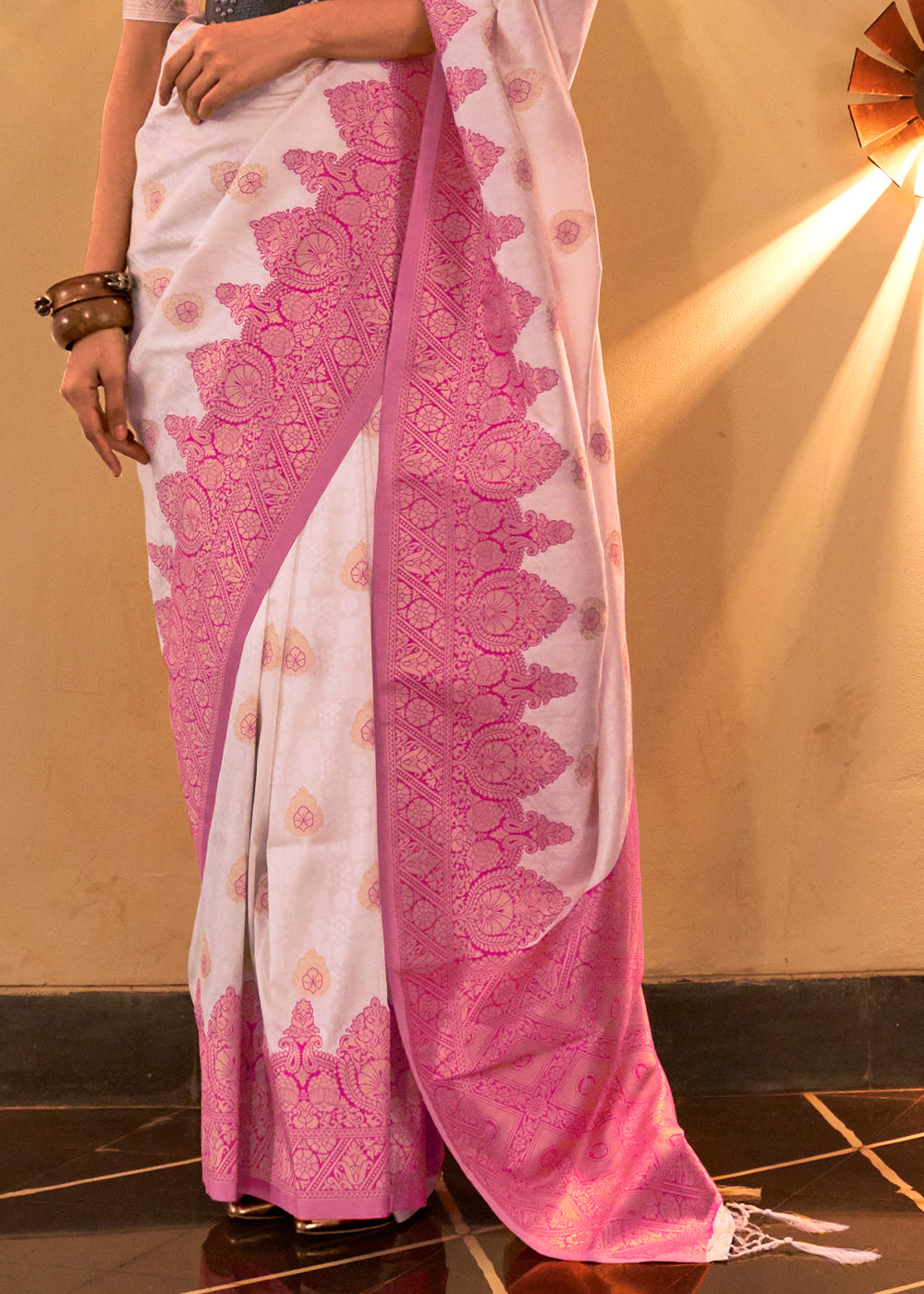 Shades Of Pink Handloom Woven Banarasi Silk Saree - Colorful Saree