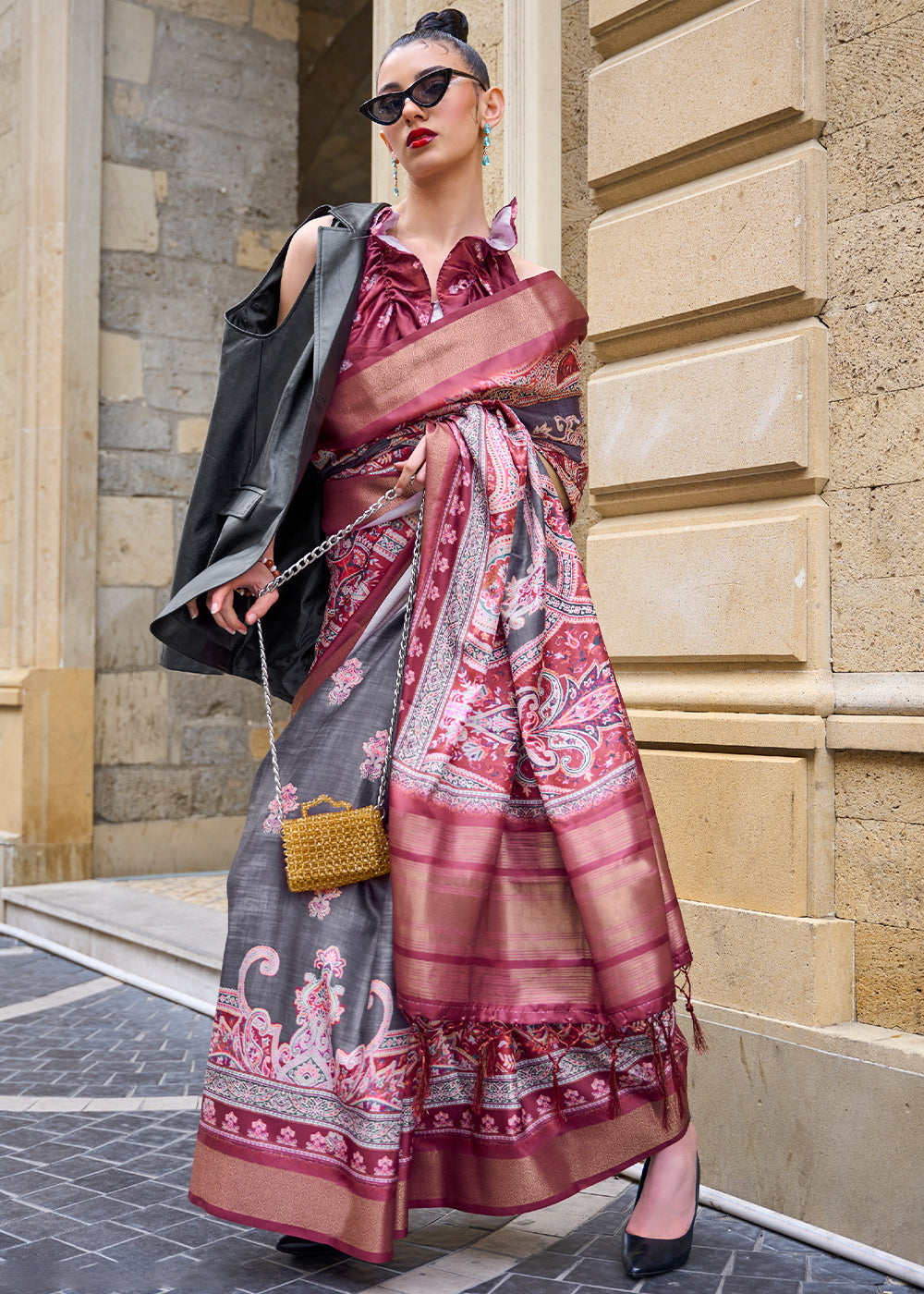 Grey & Pink Digital Floral Printed Silk Saree - Colorful Saree