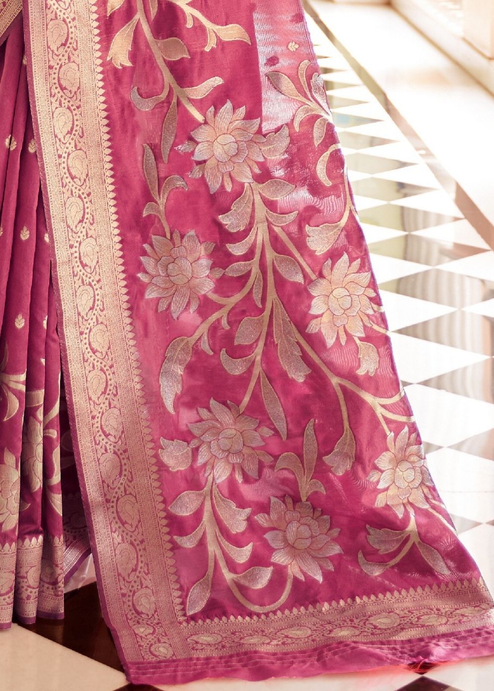 Ruby Pink Handloom Weaving Silk Saree with Floral Zari work on Pallu - Colorful Saree