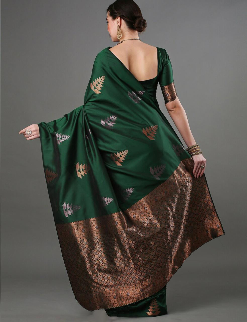 Supernal Green Soft Silk Saree With Incomparable Blouse Piece - Colorful Saree