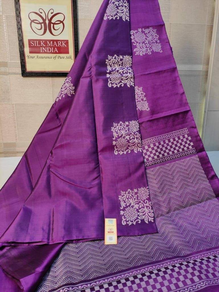 Mesmeric Purple Soft Silk Saree With Ravishing Blouse Piece - Colorful Saree