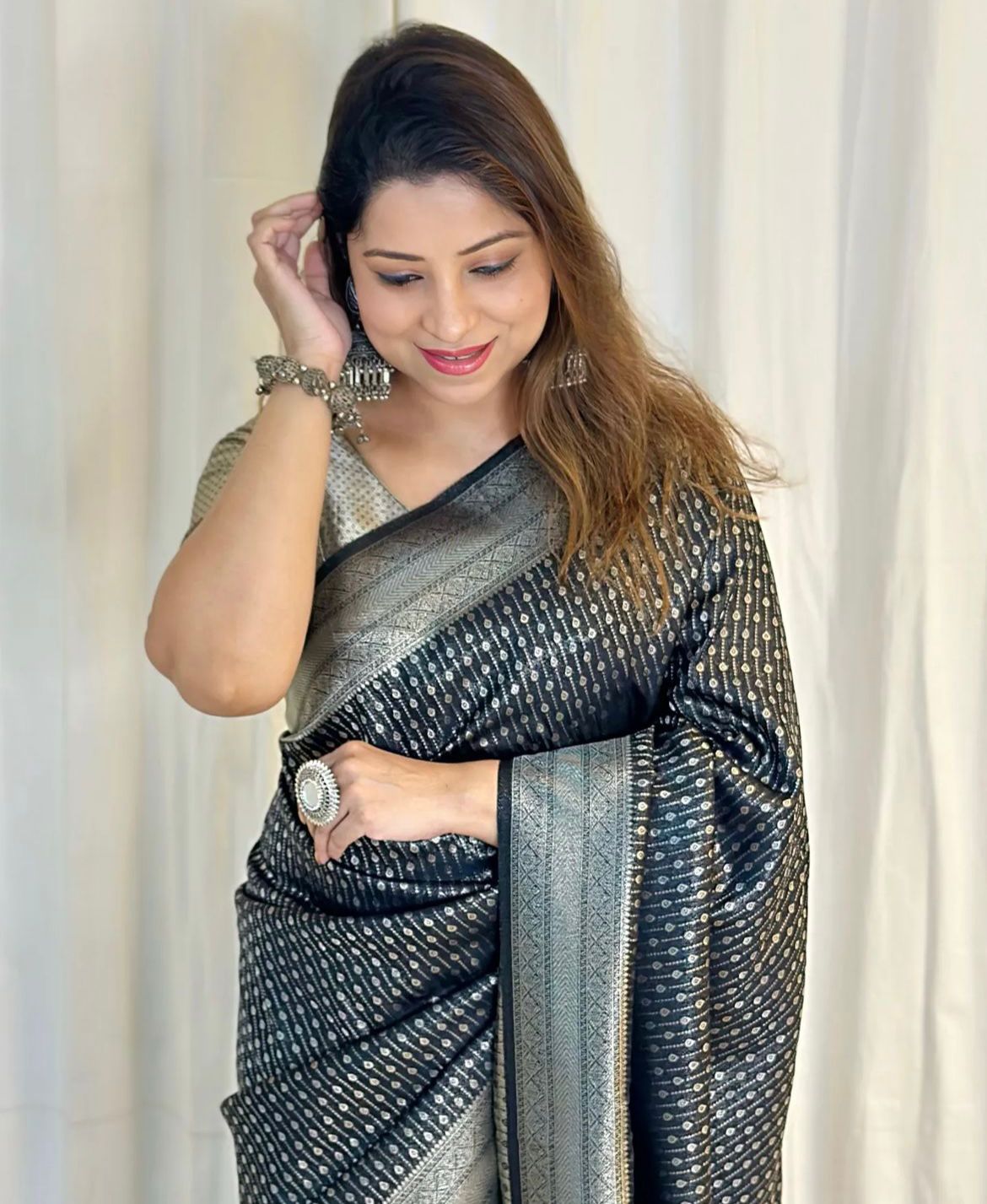 Tremendous Black Soft Silk Saree With Super Proficient Blouse Piece - Colorful Saree