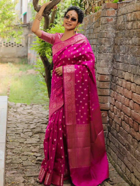 Epiphany Dark Pink Soft Silk Saree With Eloquence Blouse Piece - Colorful Saree