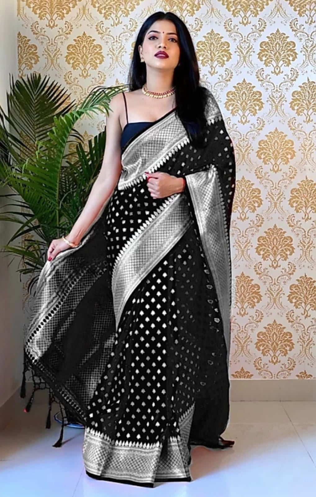 Smart Black Soft Silk Saree With Ravishing Blouse Piece - Colorful Saree