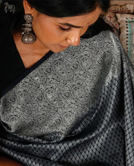 Unique Black Soft Silk Saree With Gratifying Blouse Piece - Colorful Saree