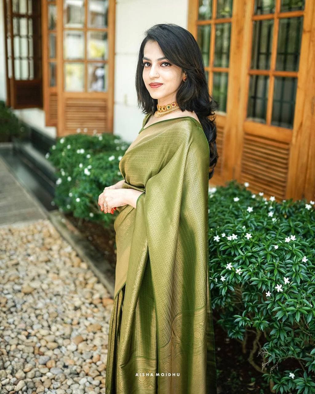 Bucolic Green Soft Kanjivaram Silk Saree With Incredible Blouse Piece - Colorful Saree
