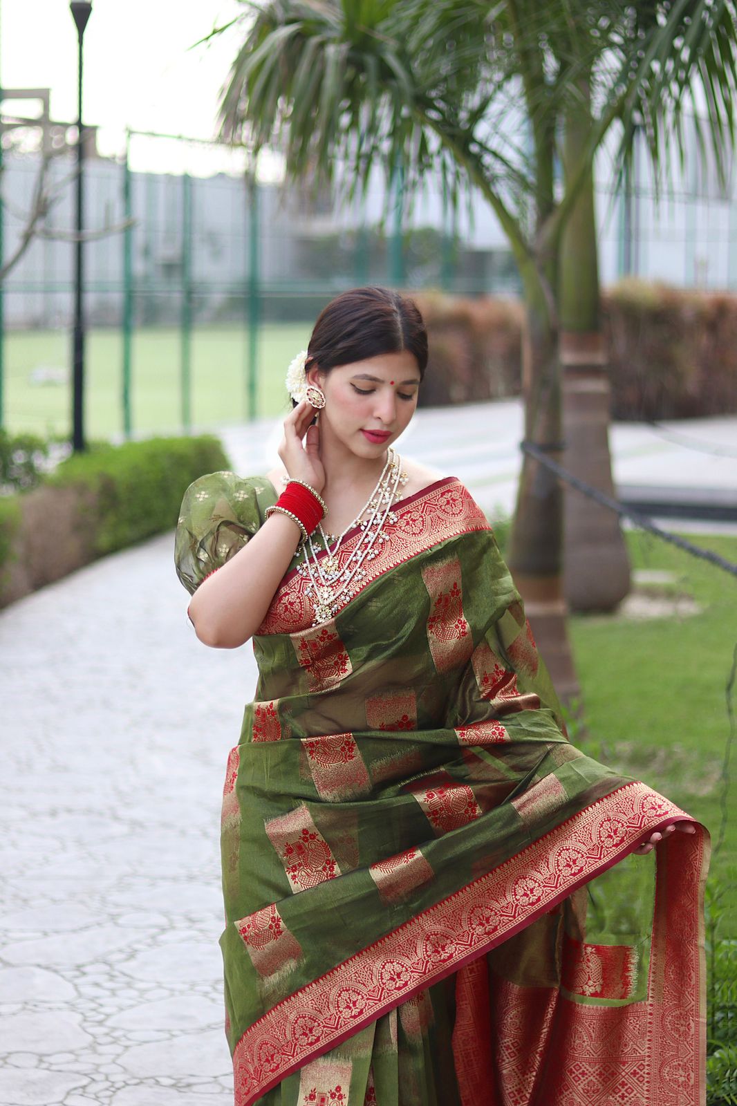 Trendy Green Organza Silk Saree With Dazzling Blouse Piece - Colorful Saree