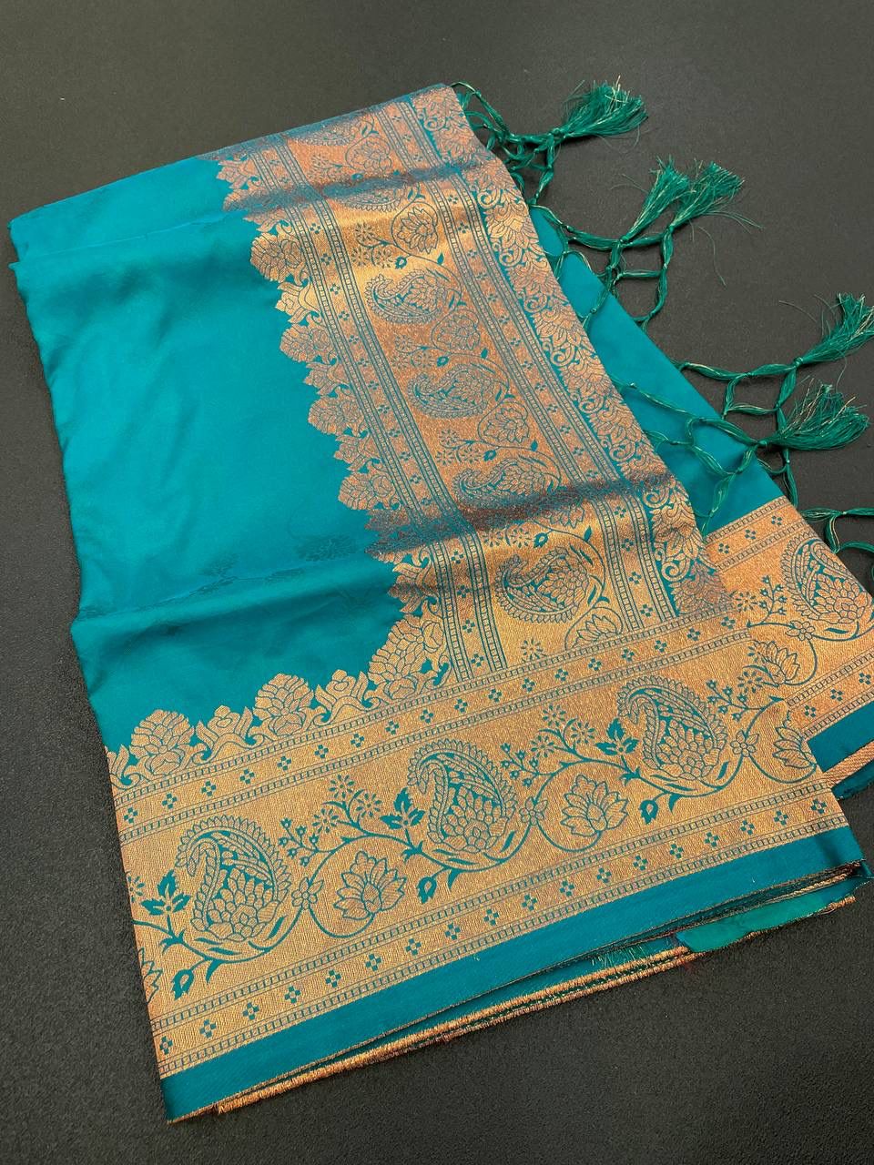 Elegant Firozi Soft Banarasi Silk Saree With Snazzy Blouse Piece - Colorful Saree