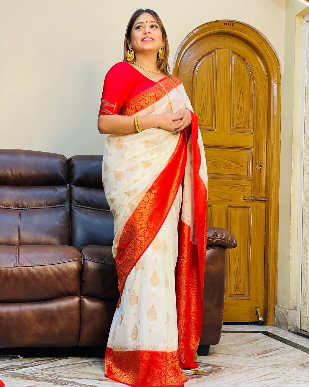 Surreptitious White Soft Banarasi Silk Saree With Artistic Blouse Piece - Colorful Saree