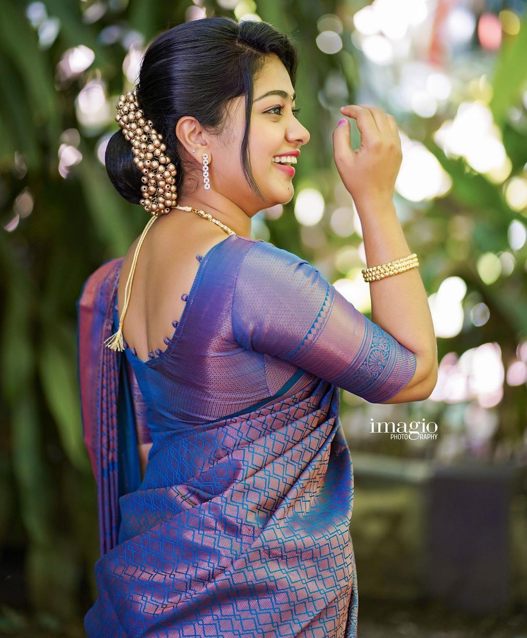 Scrumptious Blue Soft Silk Saree With Luxuriant Blouse Piece - Colorful Saree