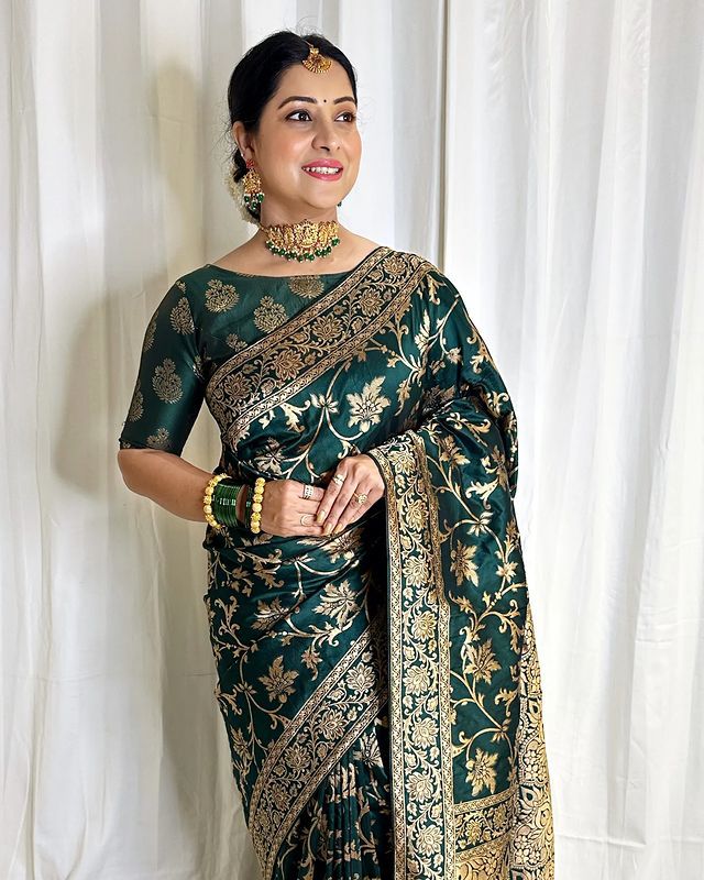 Vestigial Dark Green Soft Banarasi Silk Saree With Felicitous Blouse Piece - Colorful Saree