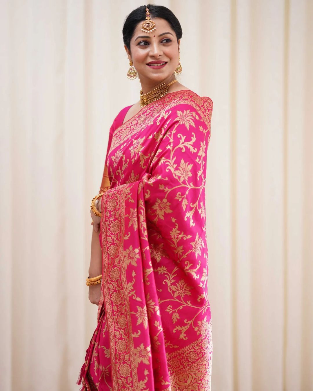 Denouement Dark Pink Soft Banarasi Silk Saree With Prodigal Blouse Piece - Colorful Saree