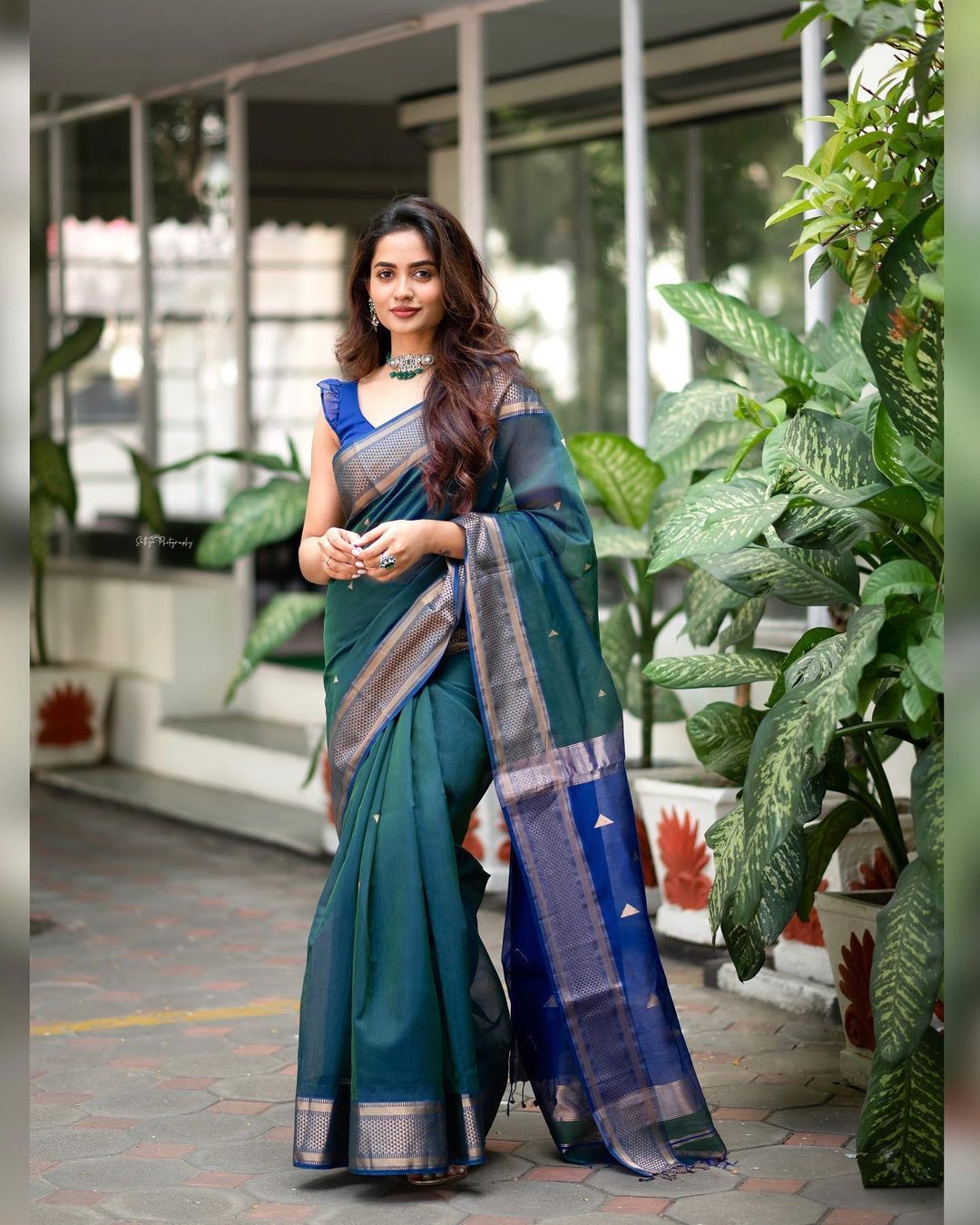 Outstanding Rama Soft Silk Saree With Snazzy Blouse Piece - Colorful Saree