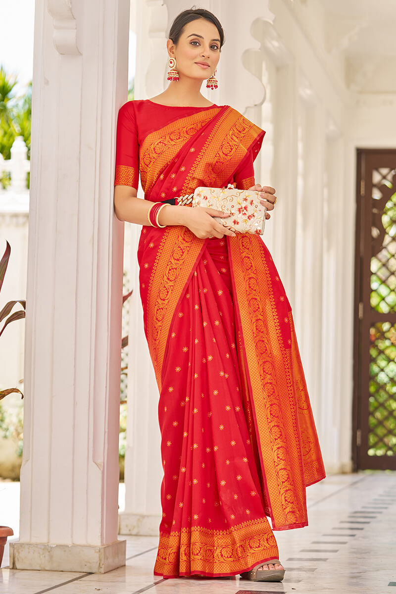 Trendy Red Kanjivaram Silk Saree With Demanding Blouse Piece - Colorful Saree