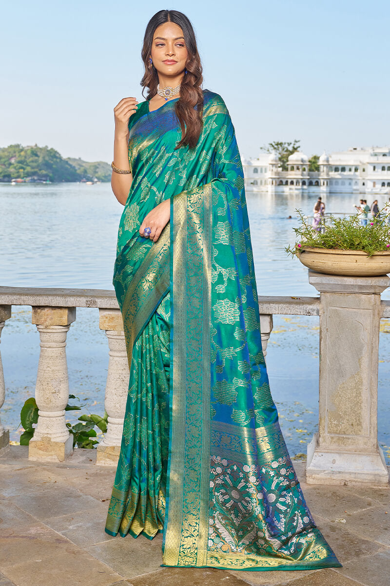 Jazzy Rama Kanjivaram Silk Saree With Engaging Blouse Piece - Colorful Saree